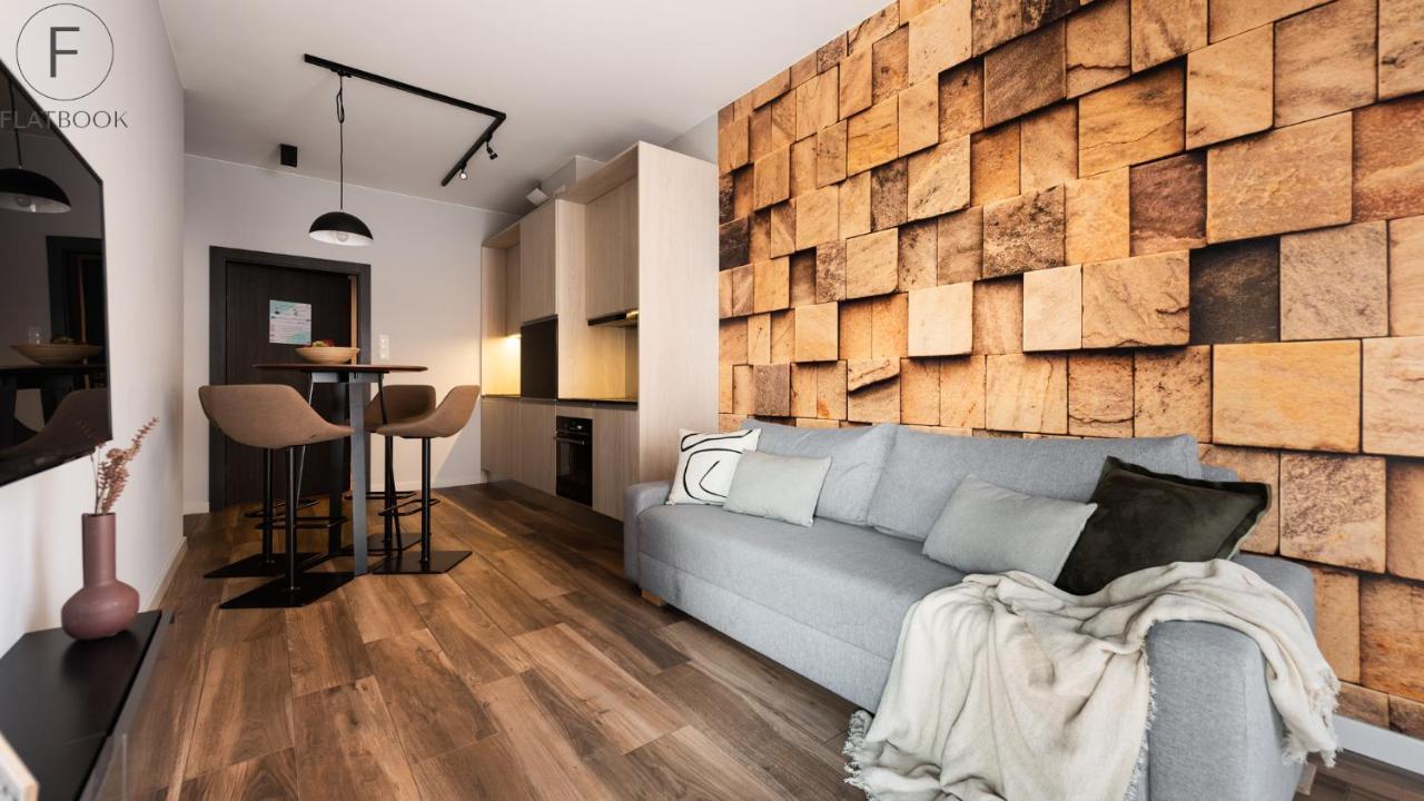Flatbook - City Center Apartments Brabank With Parking Gdańsk Kültér fotó