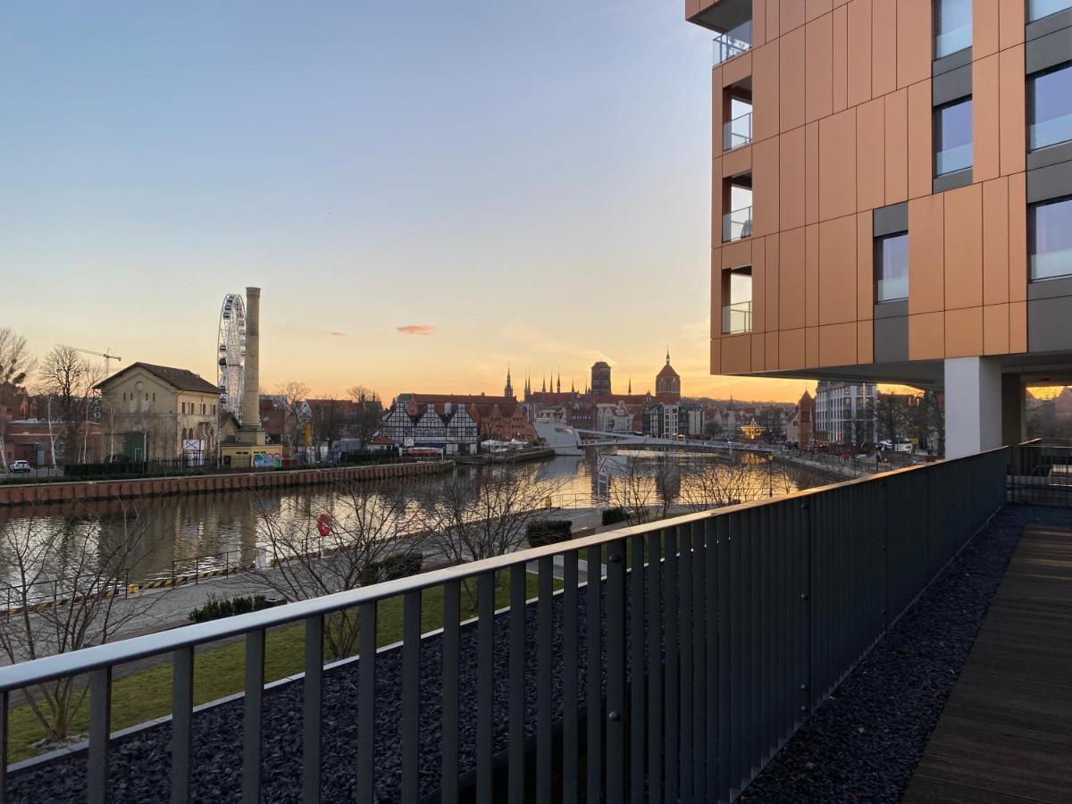 Flatbook - City Center Apartments Brabank With Parking Gdańsk Kültér fotó